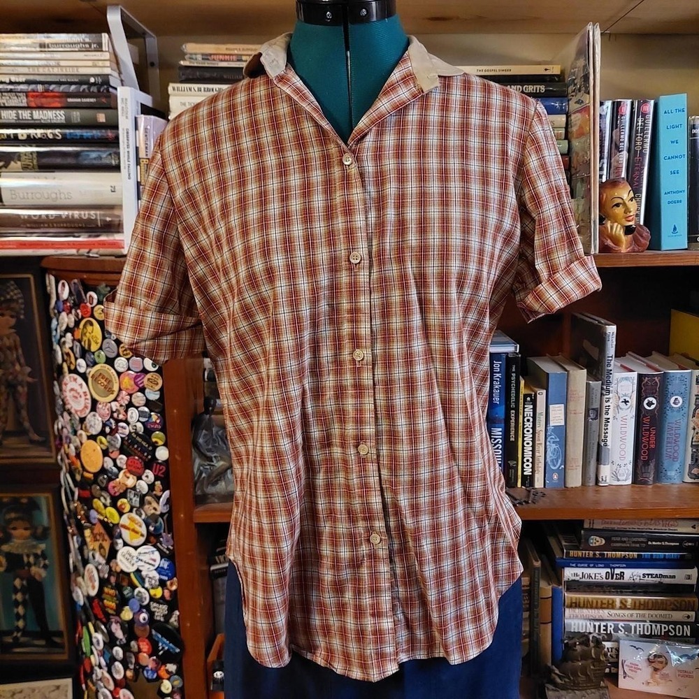 Vintage red and tan short sleeve plaid shirt.